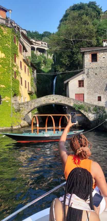 Tour privato in barca sul Lago di Como 2 ore