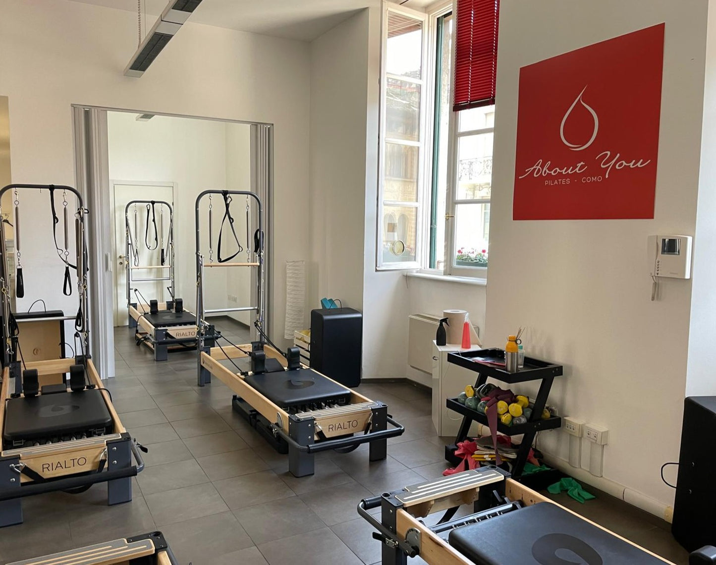 About You Como - Revitalizing Beauty Salon and Pilates in the heart of the city, 3 minutes from the lake