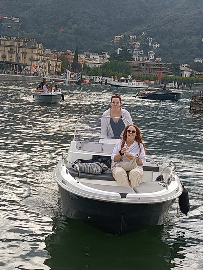 Boat Rental on Lake Como